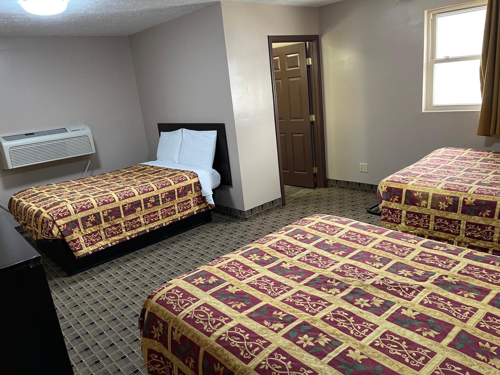 Economy Inn&Suites Ashtabula Exterior foto